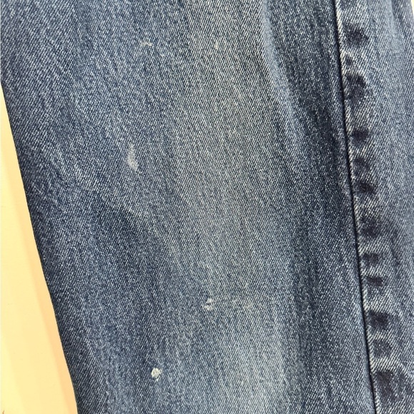 Levi’s 505 Regular Fit Straight Leg 100% Cotton Medium Wash Jeans. 34” by 34” - Picture 7 of 7